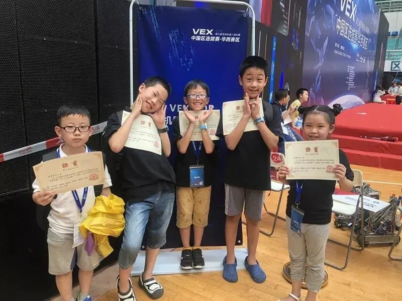 刻苦训练篮球时如何避免受伤的建议_0